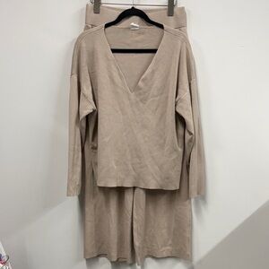 Silk & Salt Tan V-Neck Sweater and pant knit set L